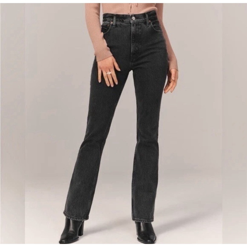 Abercrombie & Fitch The 70s Vintage Flare Ultra High Rise Jeans 28/6S Black EUC‎